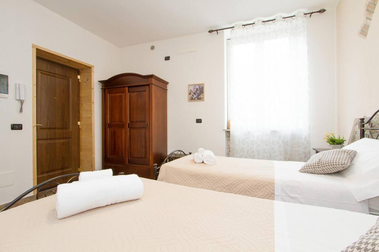 Le Camere Di Aladino Carugate Exterior photo
